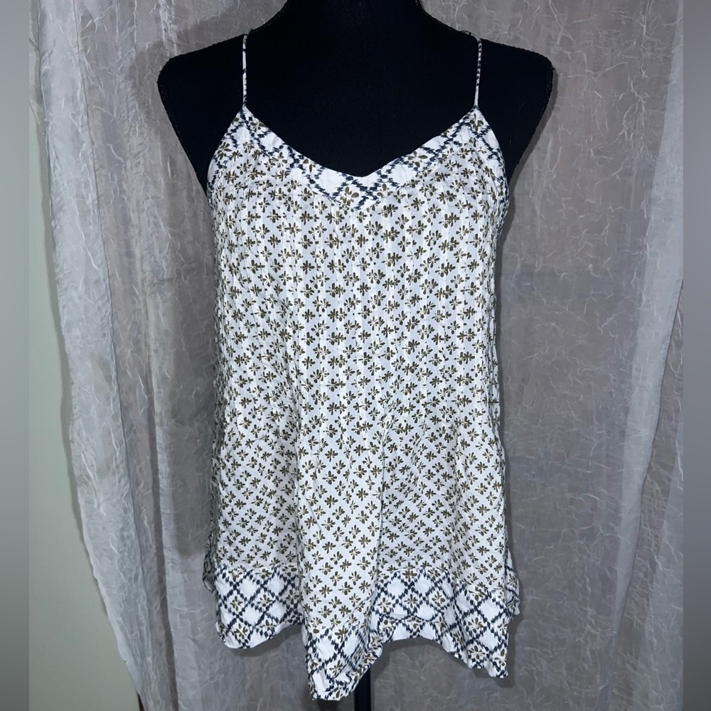 LOFT Patterned tank